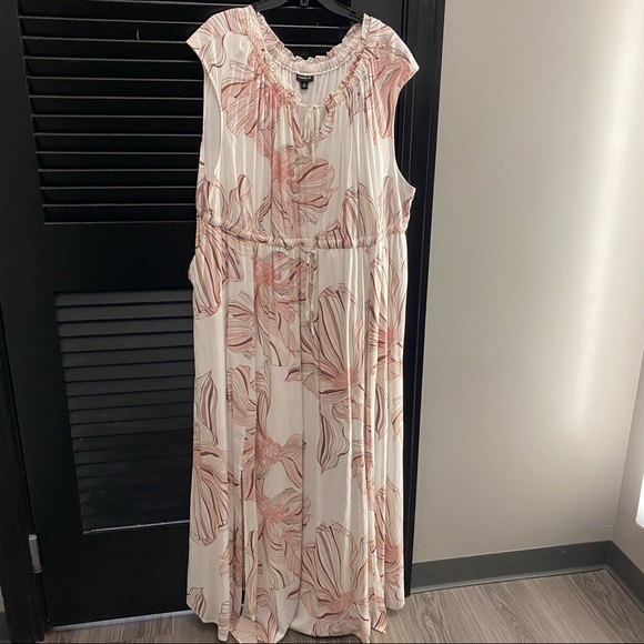 Torrid Flowy Maxi Dress Sz 5 - Picture 1 of 7